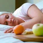 Сон как блок управления: как качество сна влияет на ваш выбор питания и физическую активность в течение дня.