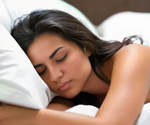 Сон и креативность: как качественный отдых способствует развитию инновационного мышления и решению повседневных задач.