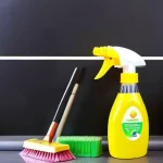 Сравнение экологически чистых альтернатив традиционным средствам для уборки: эффективность, стоимость и влияние на здоровье.