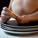 Правда о влиянии ночного питания на метаболизм: мифы, научные данные и реальные рекомендации для здоровья