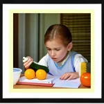 Родители ведут дневник семейного здоровья: как совместные записи о витаминах и активностях формируют культуру ЗОЖ с раннего возраста.