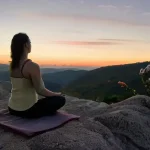 Как создать личный ритуал утренней медитации для продуктивного дня и гармонии с собой.