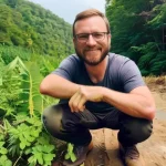 История успешного предпринимателя, создавшего экологическую инициативу с нуля и вдохновившего молодёжь на экологическую активность