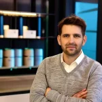 Интервью с предпринимателем, который изменил направление бизнеса после личной трагедии, вдохновив коллег на перемены и рост.