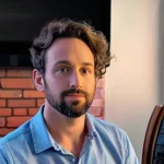 Интервью с создателем уникального стартапа, где каждая неудача превратилась в стратегию успеха и самосознания.