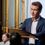 История необычного пути: как преодолеть страх публичных выступлений и стать влиятельным спикером