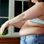 Миф о том, что вздутие живота всегда связано с непереносимостью продуктов — исследуем реальную связь с уровнем стресса и пищевыми привычками.