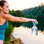 Разрушение мифов о воде: действительно ли гидратация ускоряет похудение и влияет на энергию